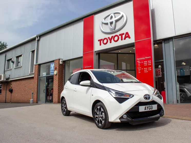 W R Davies Toyota Stafford